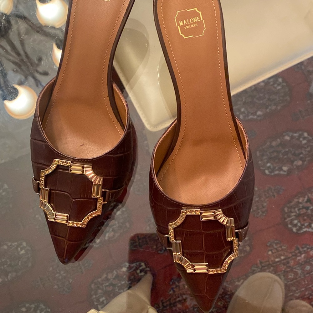 NWOT Malone Souliers Kitten heel Size 38